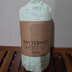 Patterned Green Ultra Soft Hypoallergetic Twin Sheet Set - 3-Piece